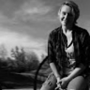 Meet your Posher, Adrienne